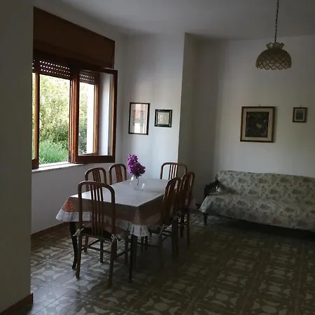 Gisa E Daday Ferienhaus Paestum