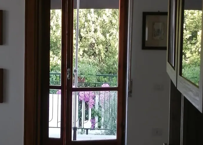 Gisa E Daday * Paestum